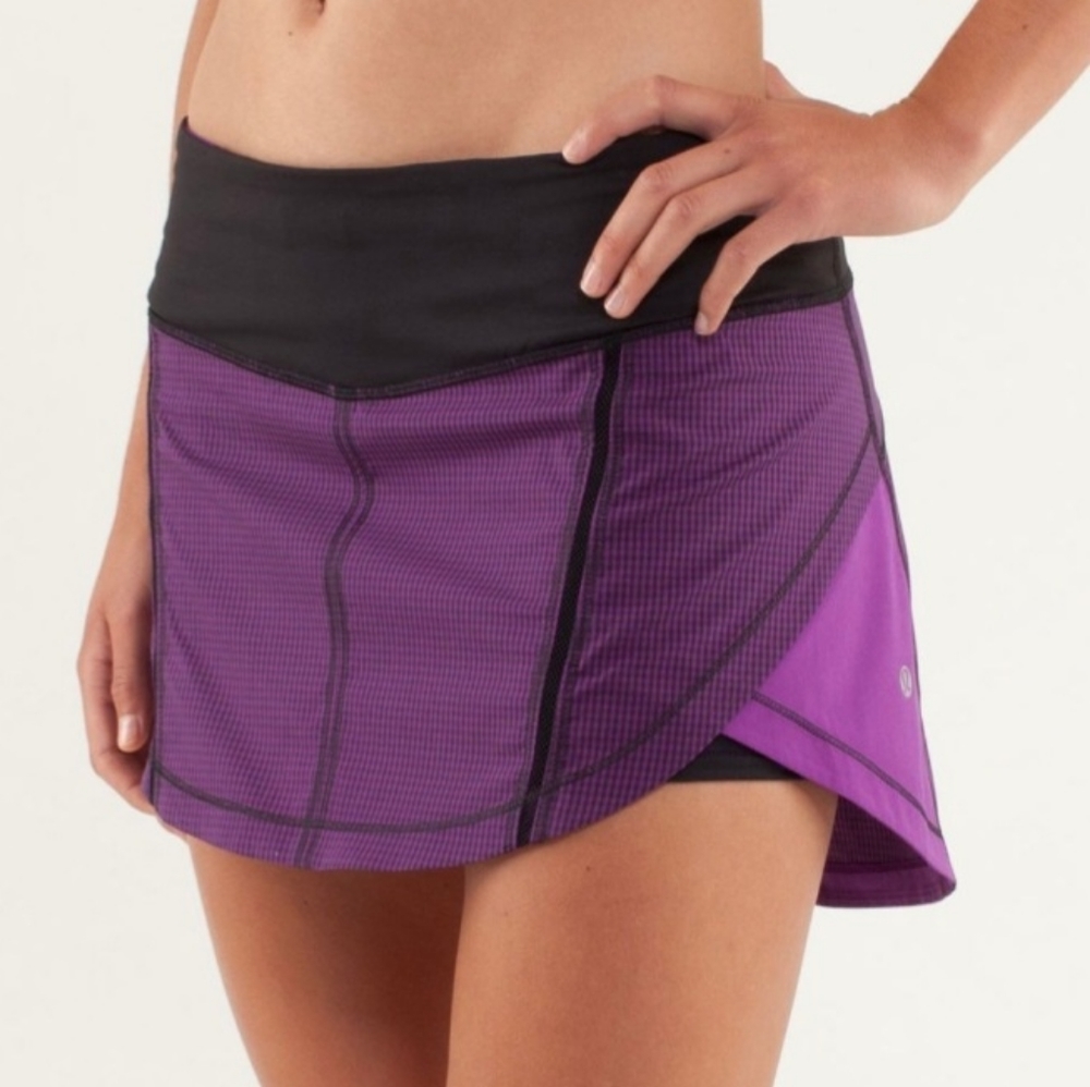Rare Lululemon Full Stride Eight Gingham Tender Violet Black Skort Size 6